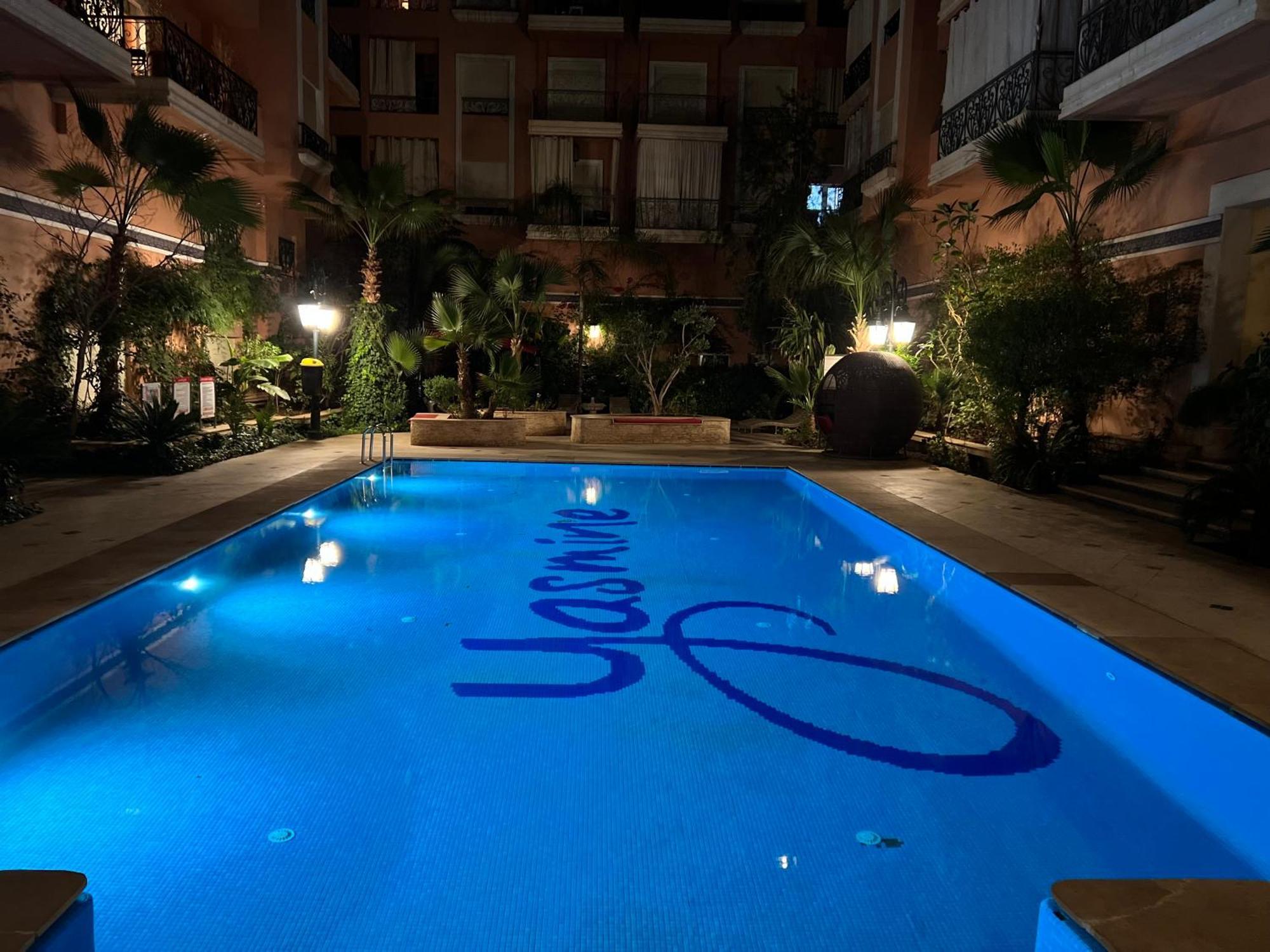 Appartamento Beautiful, Great Equipped 122 M Near Majorelle Garden And Gueliz With Pool Views And A Large Balcony And Terrace Marrakesh